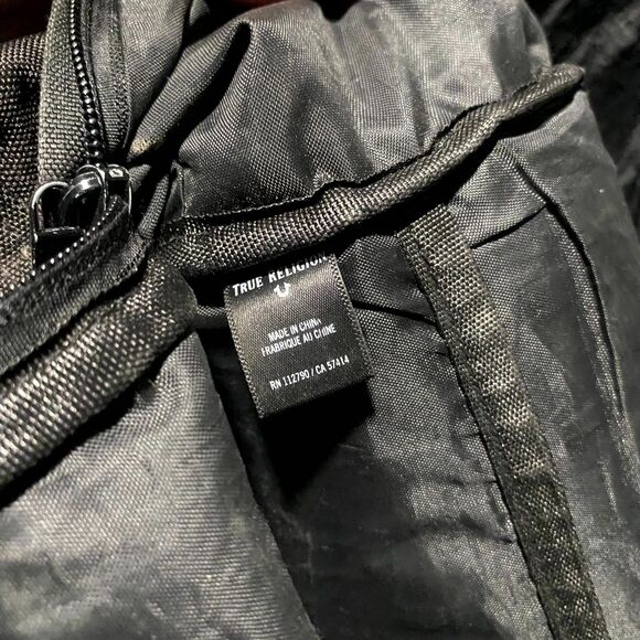 True Religion Backpack Black M Travel Luggage Side-Pocket Mesh Back Top Handle - Picture 4 of 6